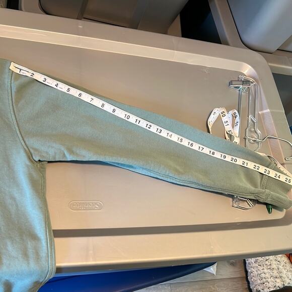 Stone Mountain 64 Streaming Gamer Green Pullover Sweatshirt - Picture 9 of 9